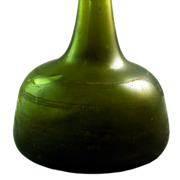 Onion shaped free blown wine
