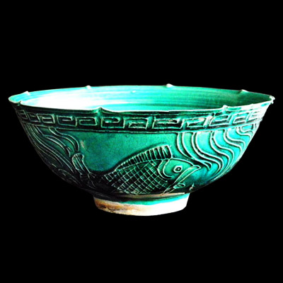 Ming dark green bowl