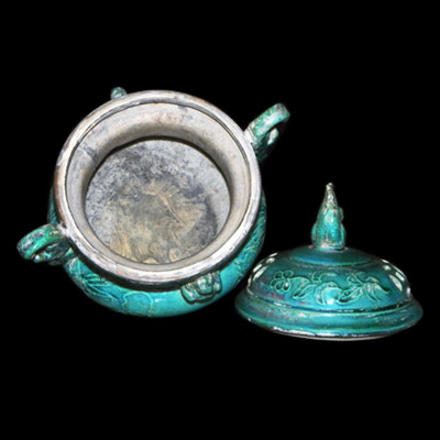 Fine Ming blue glaze incense tripod