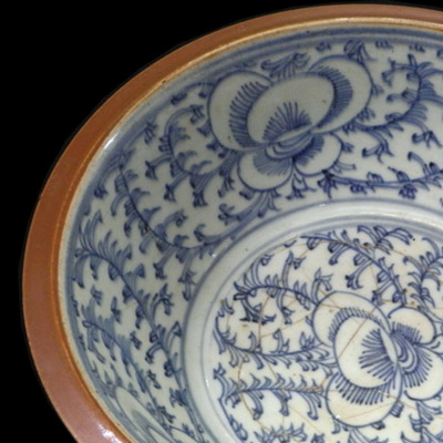 Blue and white Qing porcelain bowl with floral cobolt blue inderglaze