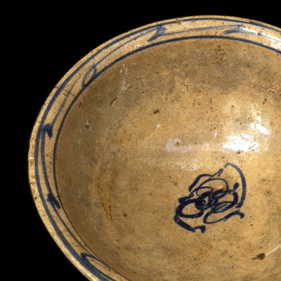 Qing bowl with cobalt blue decoration