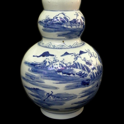 Blue and white Qing vase