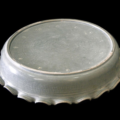Song white glazed dish