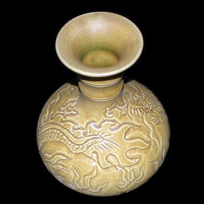 Brown Song vase with dragon incised on side