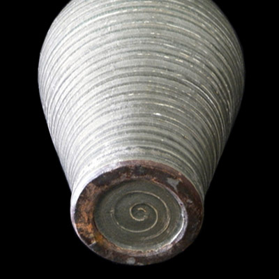 Song white glaze vase