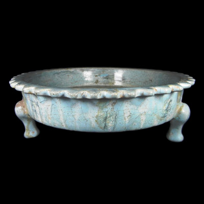 Yuan tripod bowl