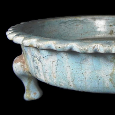 Yuan tripod bowl