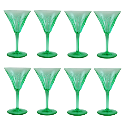 Set of 8 Art Deco green uranium cut-glass crystal cocktail glasses