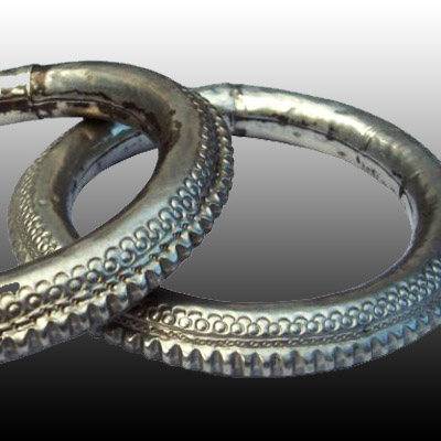 Pair of Minangkabau silver bangles