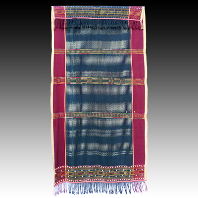 Sumatra Batak warp ikat shoulder cloth (Ulos Sadum)