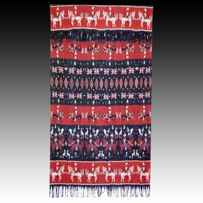 East Sumba man�s warp ikat shoulder or hip cloth (Hinggi Kaliuda)