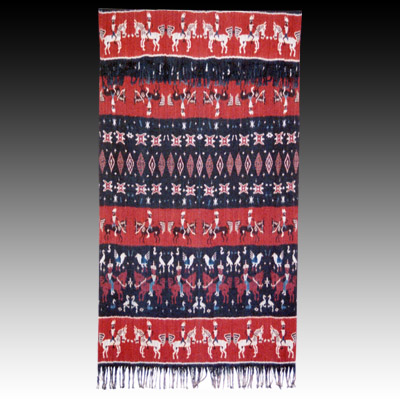 East Sumba mans warp ikat shoulder or hip cloth (Hinggi Kaliuda)